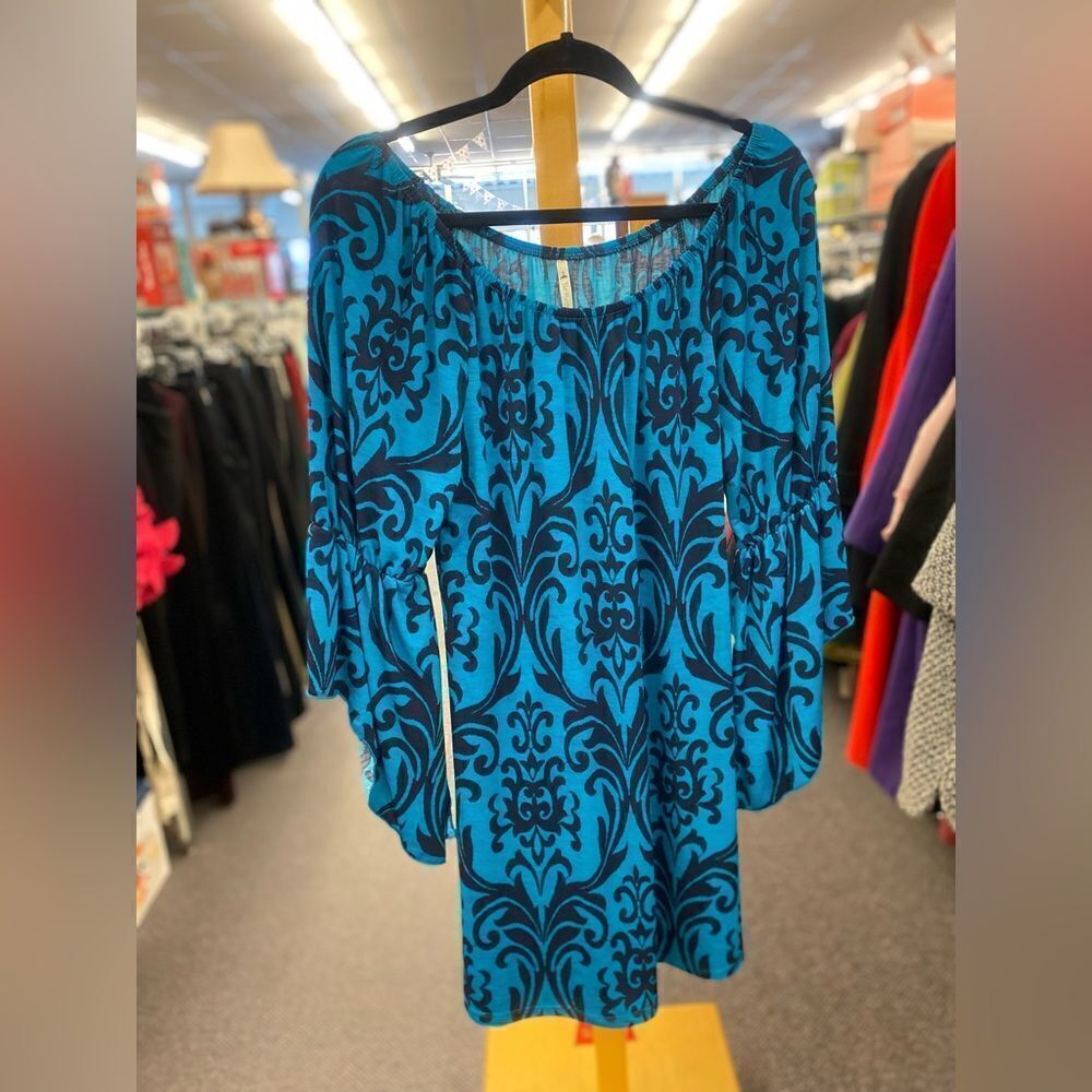 🛍️ The Hanger Ladies Small BLue & Teal Dress